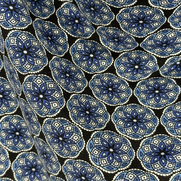 Geometric drop neck top - Picture 6 of 7